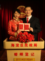 女厕偷拍25位美女嘘嘘嘘视频